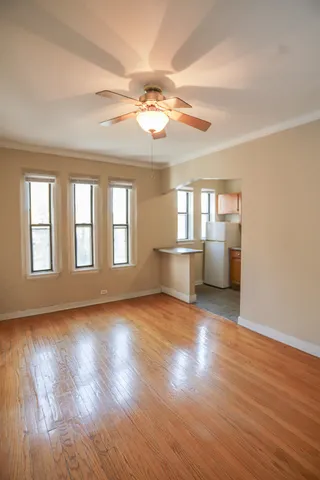 $1,000 | 5214 South Woodlawn Avenue, Unit 312, Chicago, IL 60615