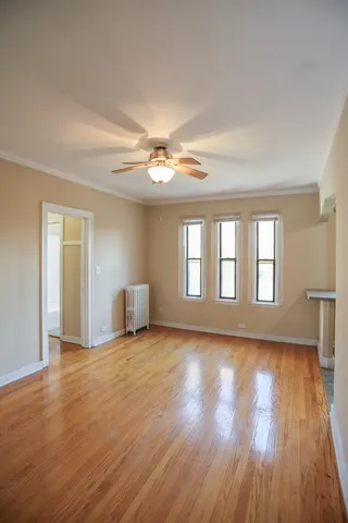 $1,000 | 5214 South Woodlawn Avenue, Unit 312, Chicago, IL 60615