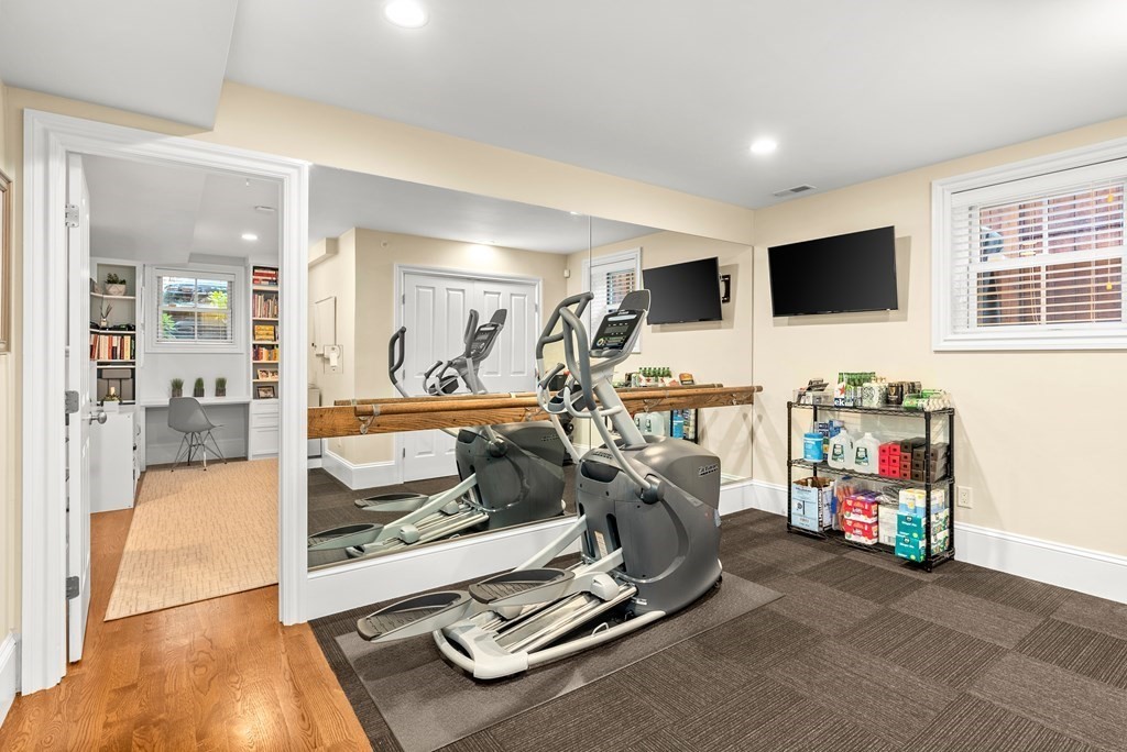 20 R Concord Street, Unit 20R Boston, MA 02129 - Photo 18 of 27