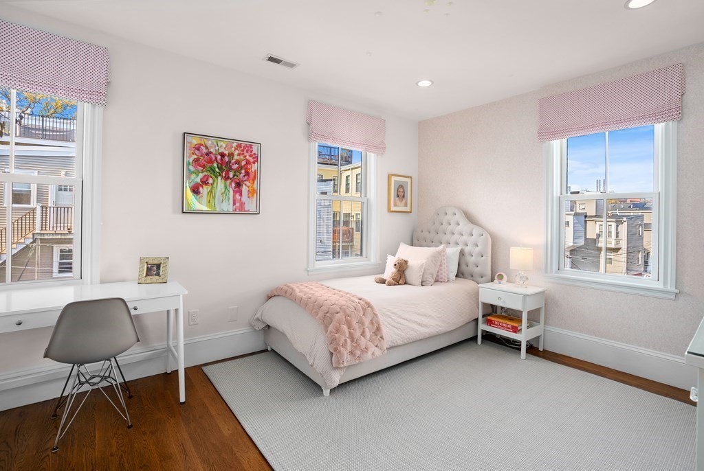 20 R Concord Street, Unit 20R Boston, MA 02129 - Photo 9 of 27