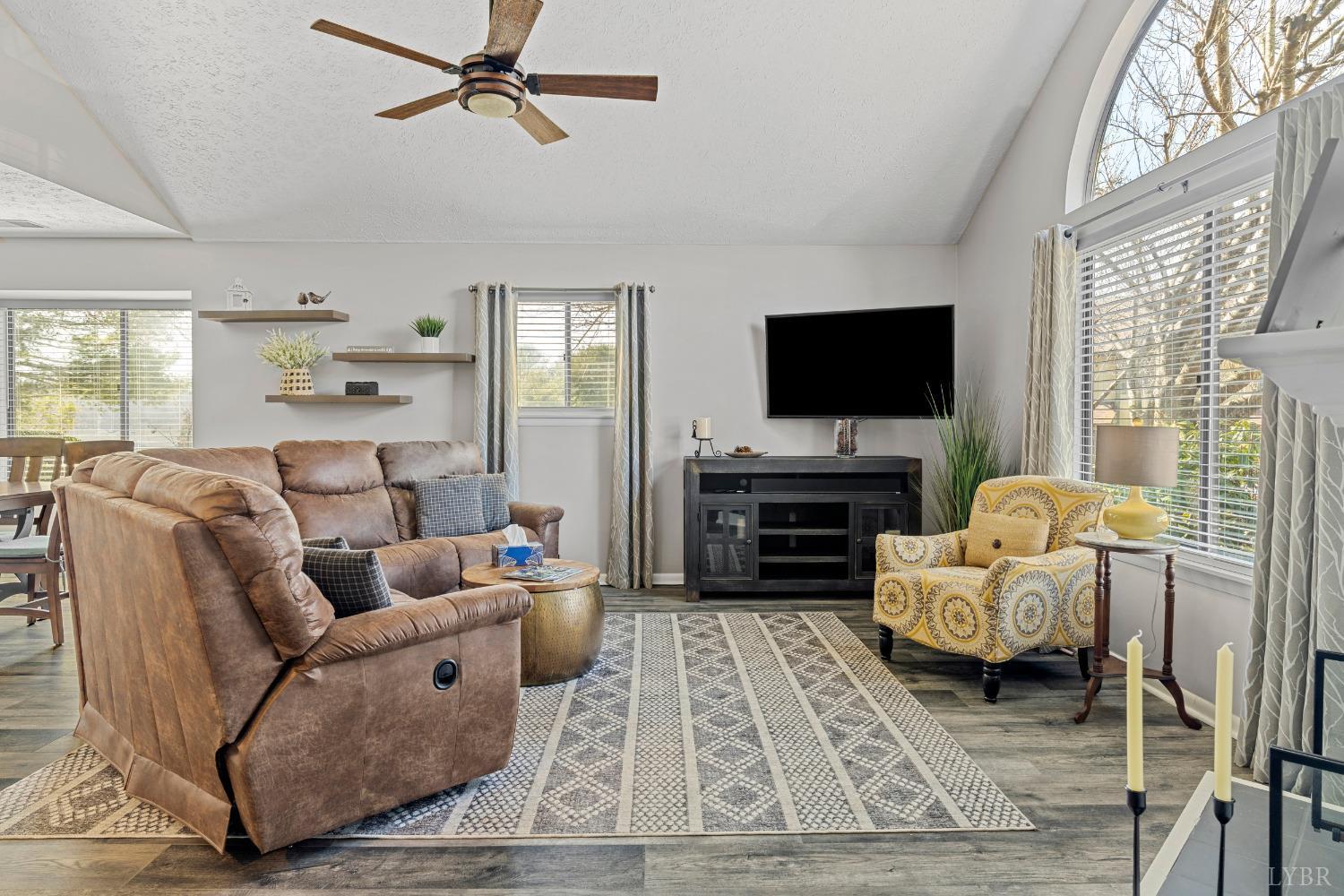 211 Walnut Ridge Drive Forest, VA 24551 - Photo 3 of 48 Gallery Image 3