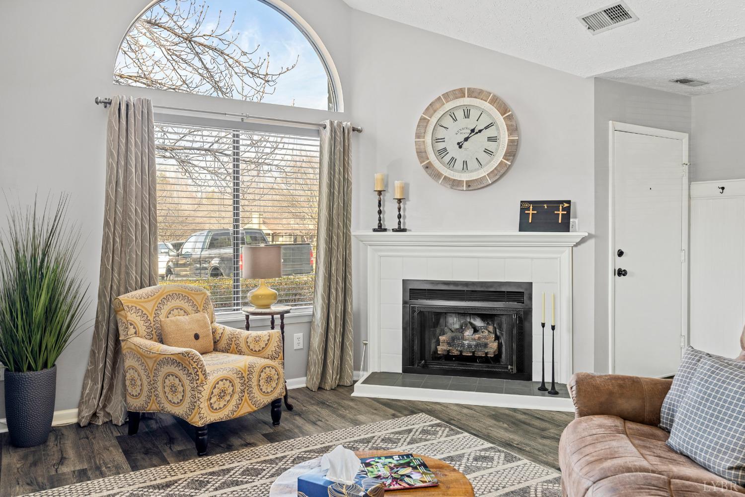 211 Walnut Ridge Drive Forest, VA 24551 - Photo 6 of 48 Gallery Image 6