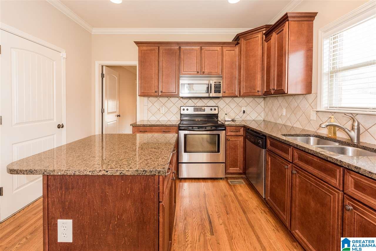 5679 Victoria Drive Bessemer, AL 35023 - Photo 12 of 50