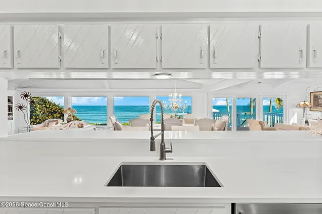 $3,500,000 | 5865 Jimmy Buffett Mem Highway, Melbourne Beach, FL 32951