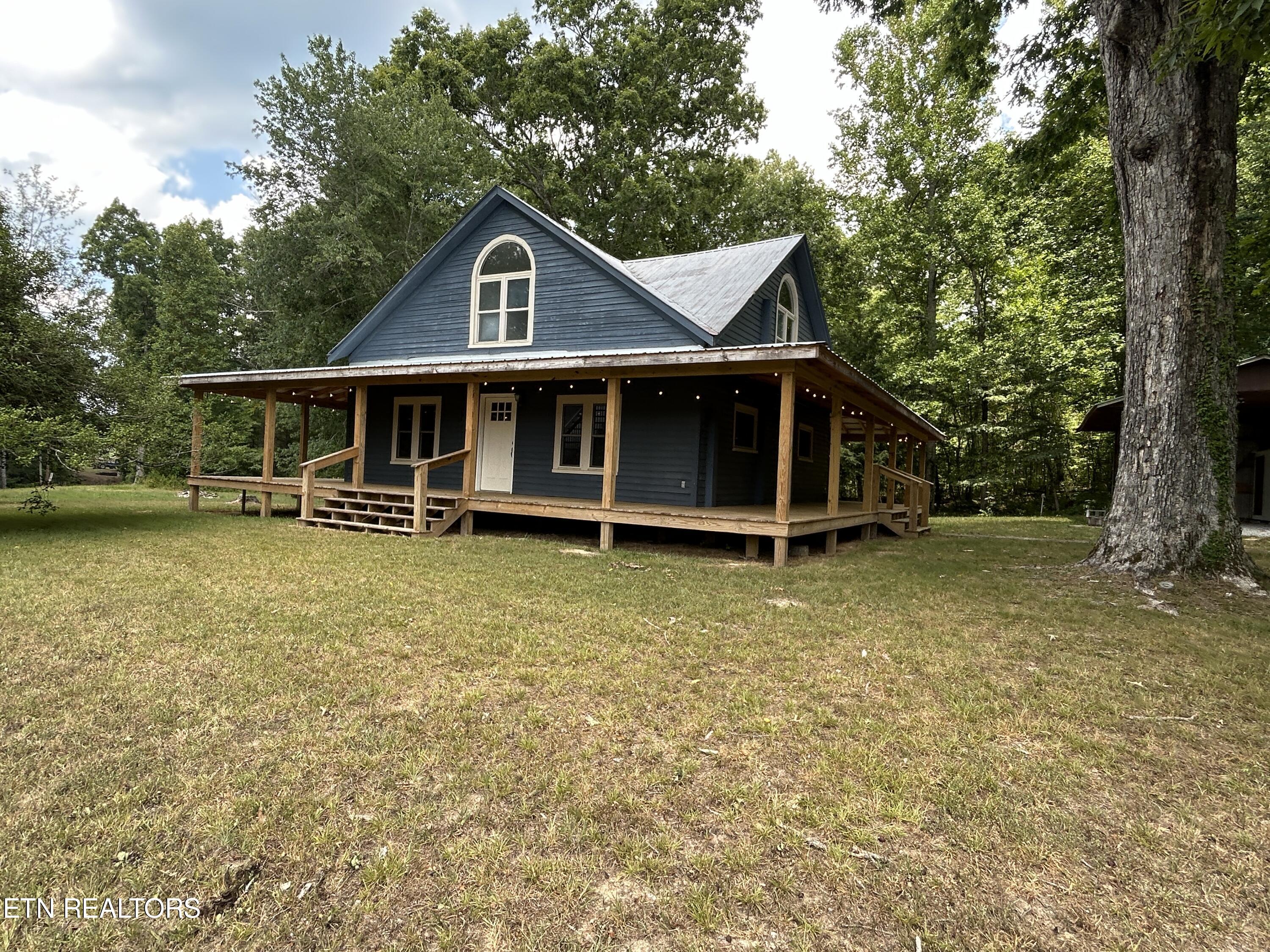 4423 Mt Helen Road Allardt, TN 38504 - Photo 2 of 34 IMG_8929
