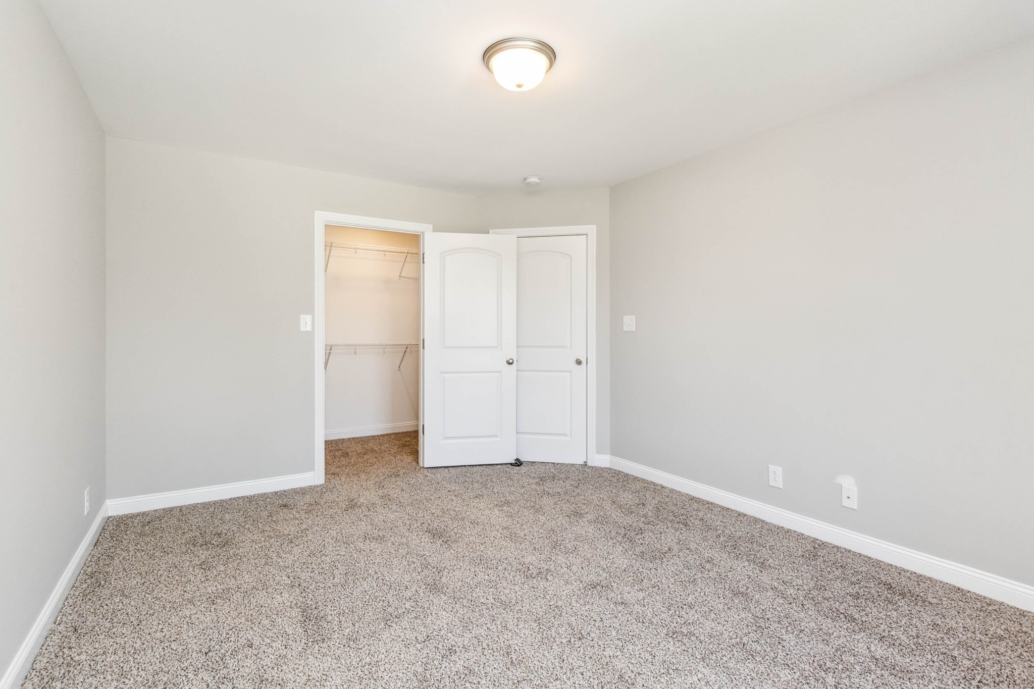 584 Lafayette Road Clarksville, TN 37042 - Photo 31 of 36 an empty room with an entrance