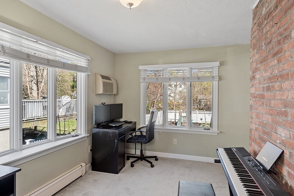 6 Philips Road Stoneham, MA 02180 - Photo 11 of 31