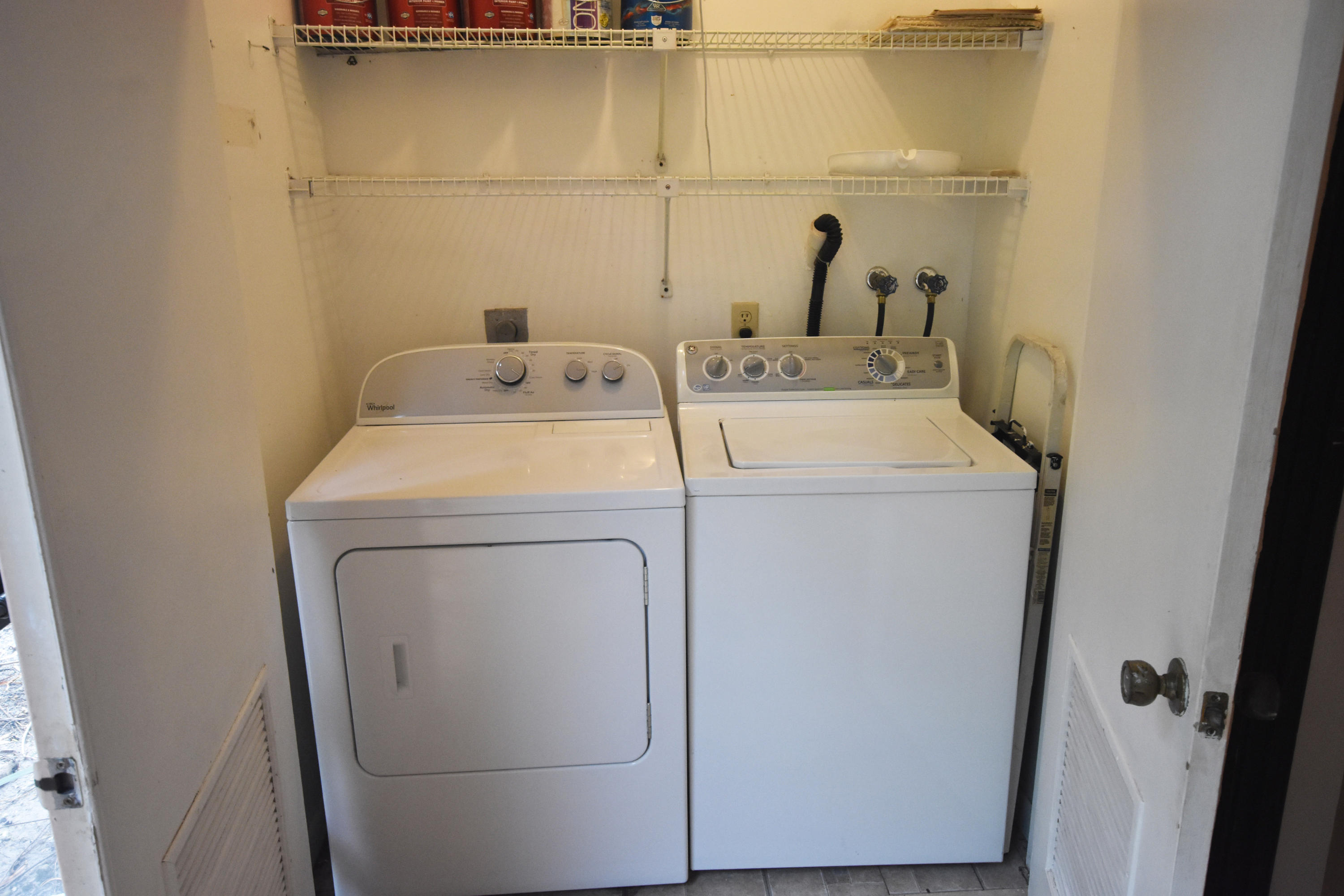 22064 Palms Way, Unit 103 Boca Raton, FL 33433 - Photo 15 of 16 Laundry Room