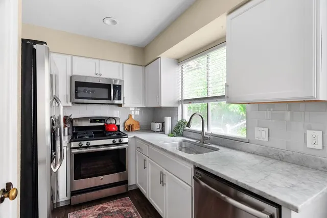 $1,050,000 | 2320 Montclaire Street, Austin, TX 78704