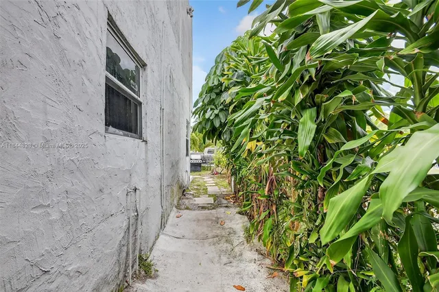 a pathway with a yard