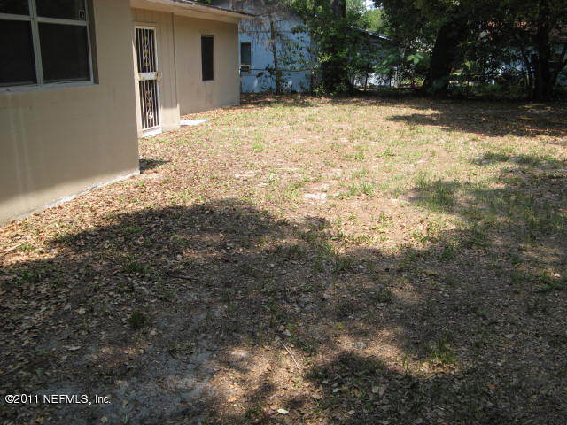 1654 Keats Road Jacksonville, FL 32208 - Photo 5 of 5 Back