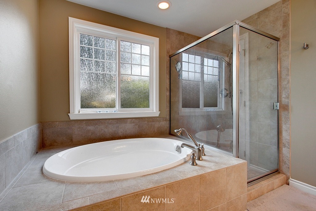 19305 133rd Place Southeast Renton, WA 98058 - Photo 17 of 25 Gallery Image 17