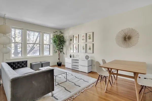 $4,800 | 66 Marshal Street, Unit 4, Brookline, MA 02446