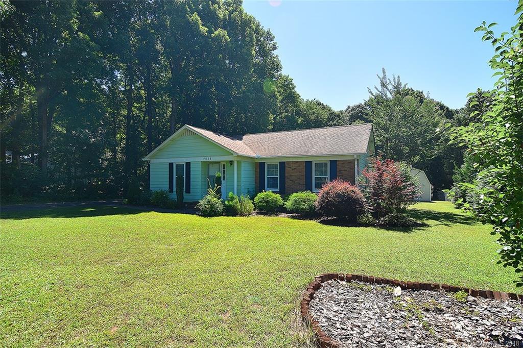 7814 Davis Road Mint Hill, NC 28227 - Photo 2 of 23 Gallery Image 2