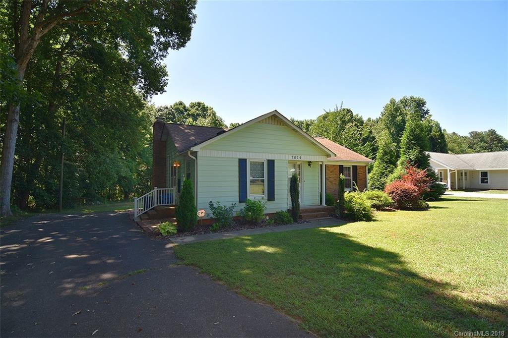 7814 Davis Road Mint Hill, NC 28227 - Photo 3 of 23 Gallery Image 3