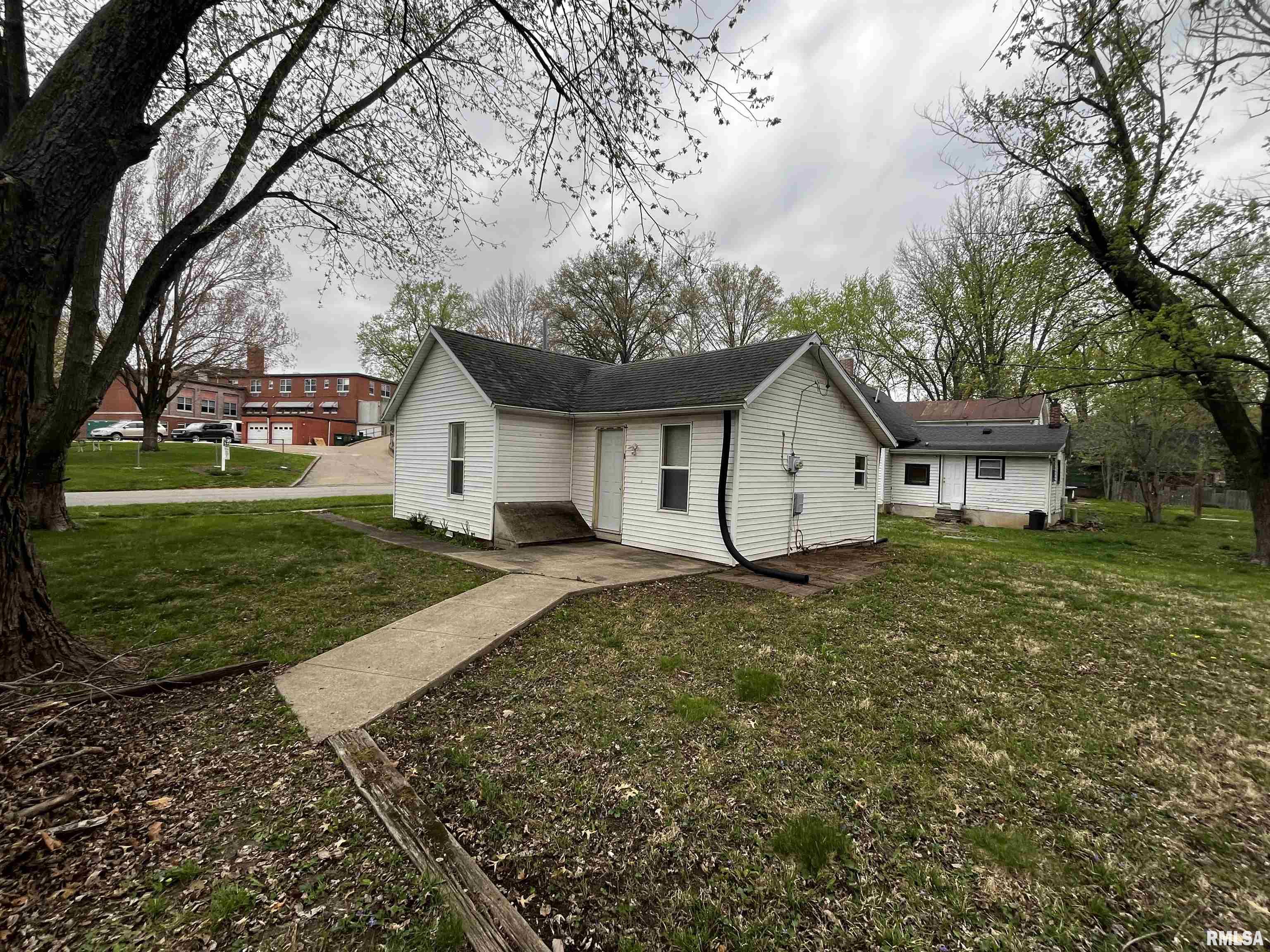 729 South Randolph Street Macomb, IL 61455 - Photo 7 of 10