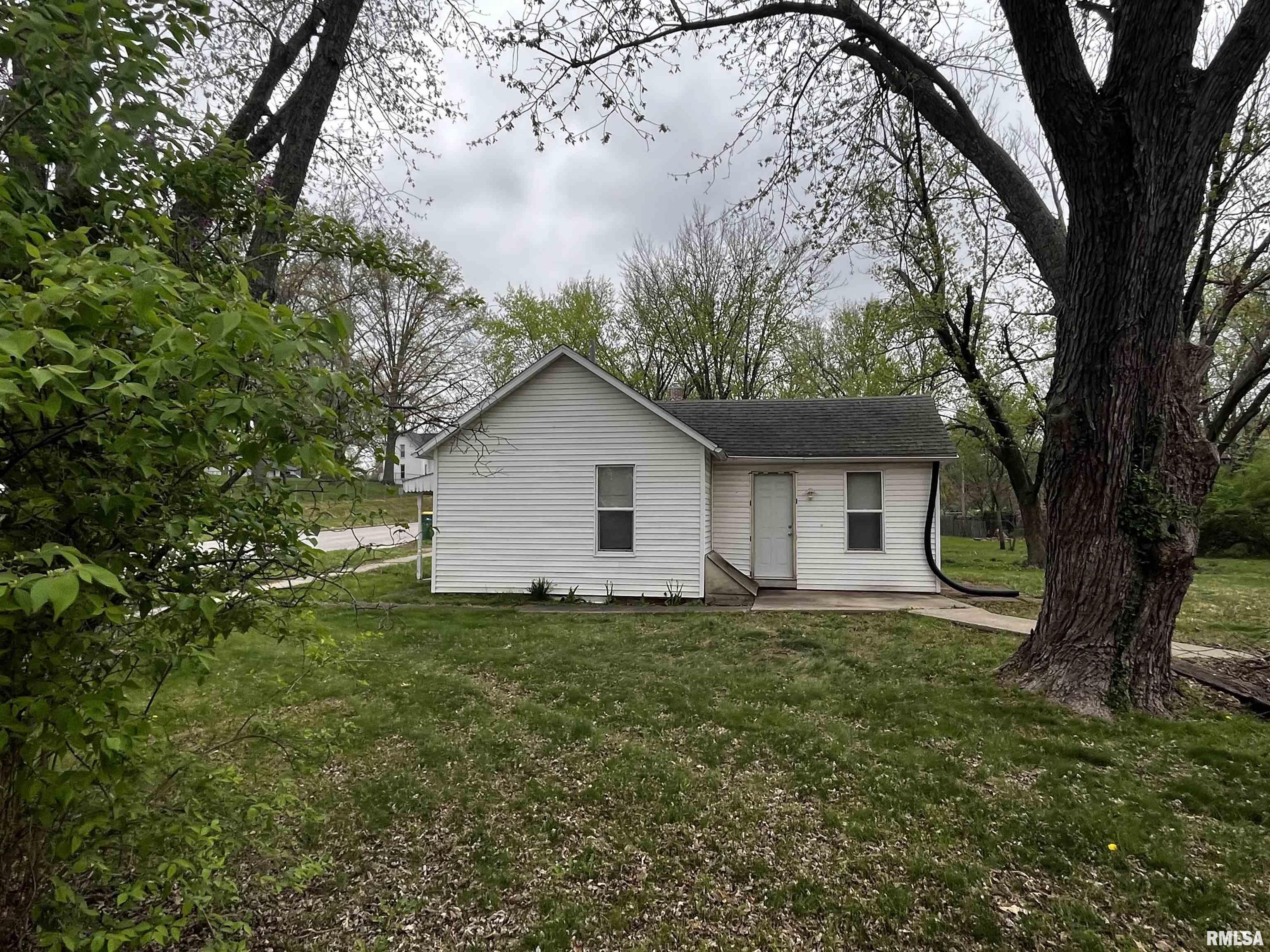 729 South Randolph Street Macomb, IL 61455 - Photo 8 of 10