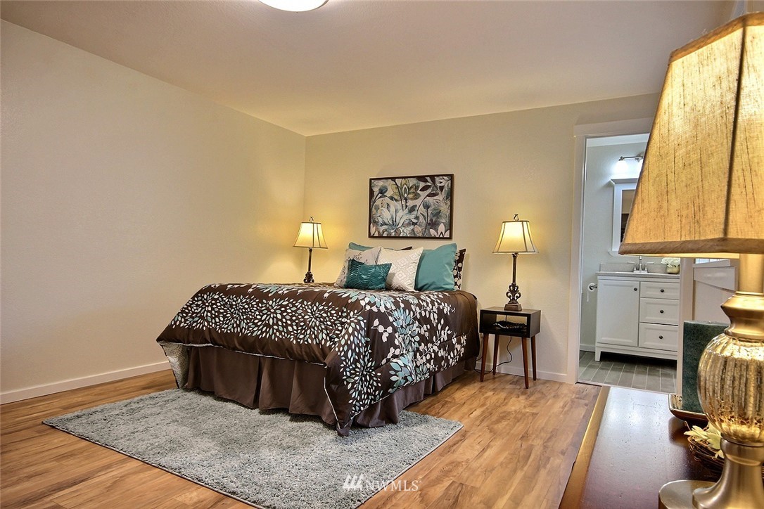 1325 234th Street Southwest Bothell, WA 98021 - Photo 13 of 25