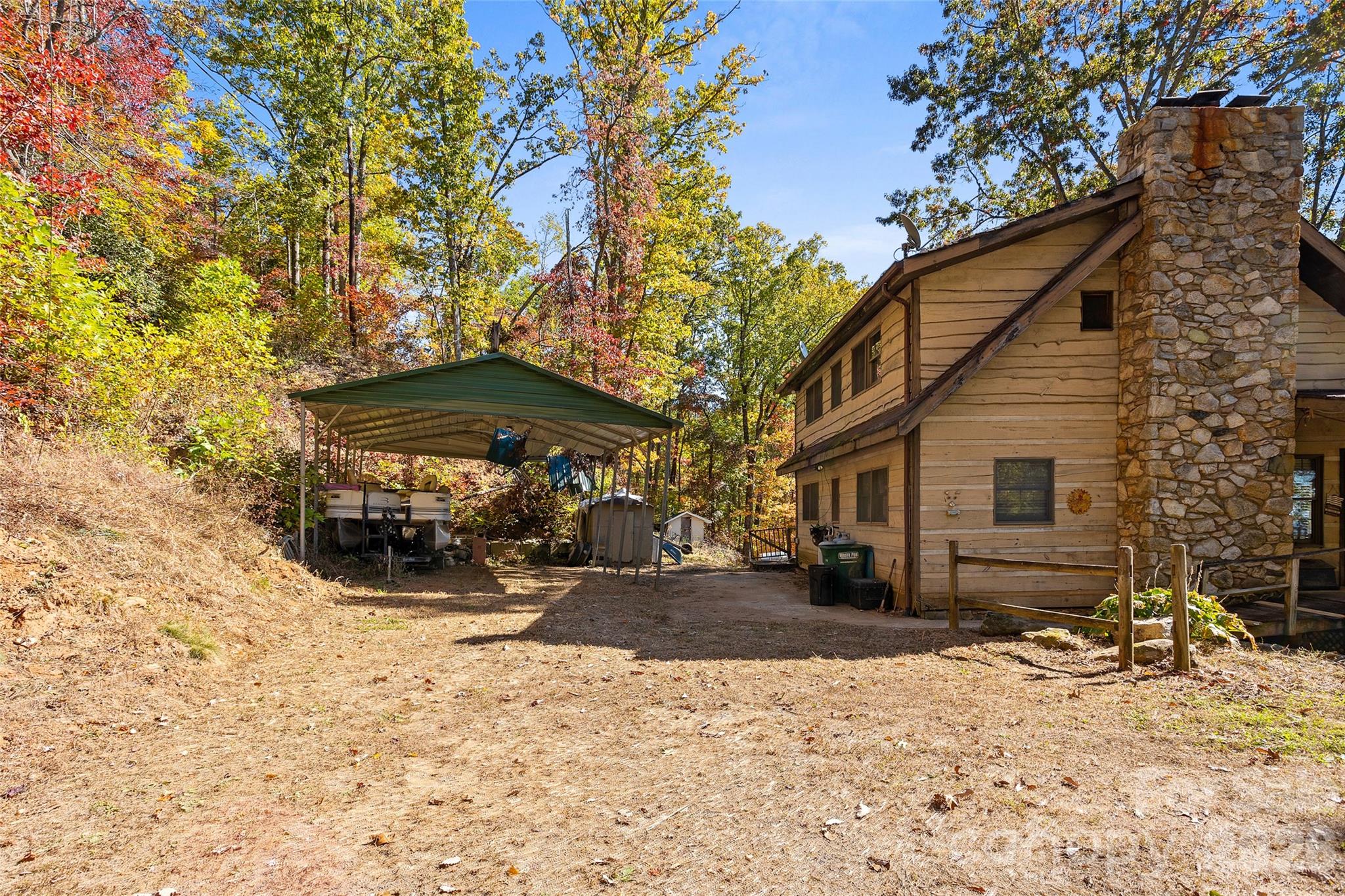 310 Log Gap Road Fairview, NC 28730 - Photo 4 of 47