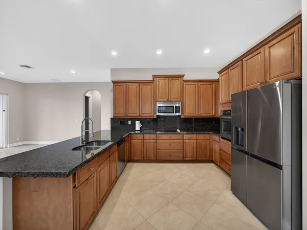 $8,500 | 12054 Aviles Circle, Palm Beach Gardens, FL 33418