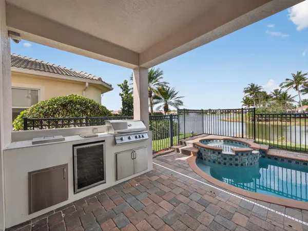 $8,500 | 12054 Aviles Circle, Palm Beach Gardens, FL 33418