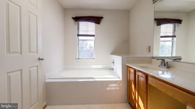 a view of entryway with white walls