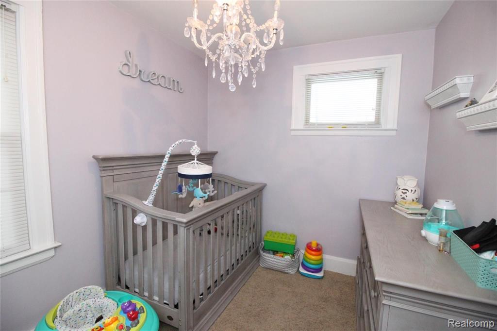 1376 Bedford Road Grosse Pointe Park, MI 48230 - Photo 33 of 49