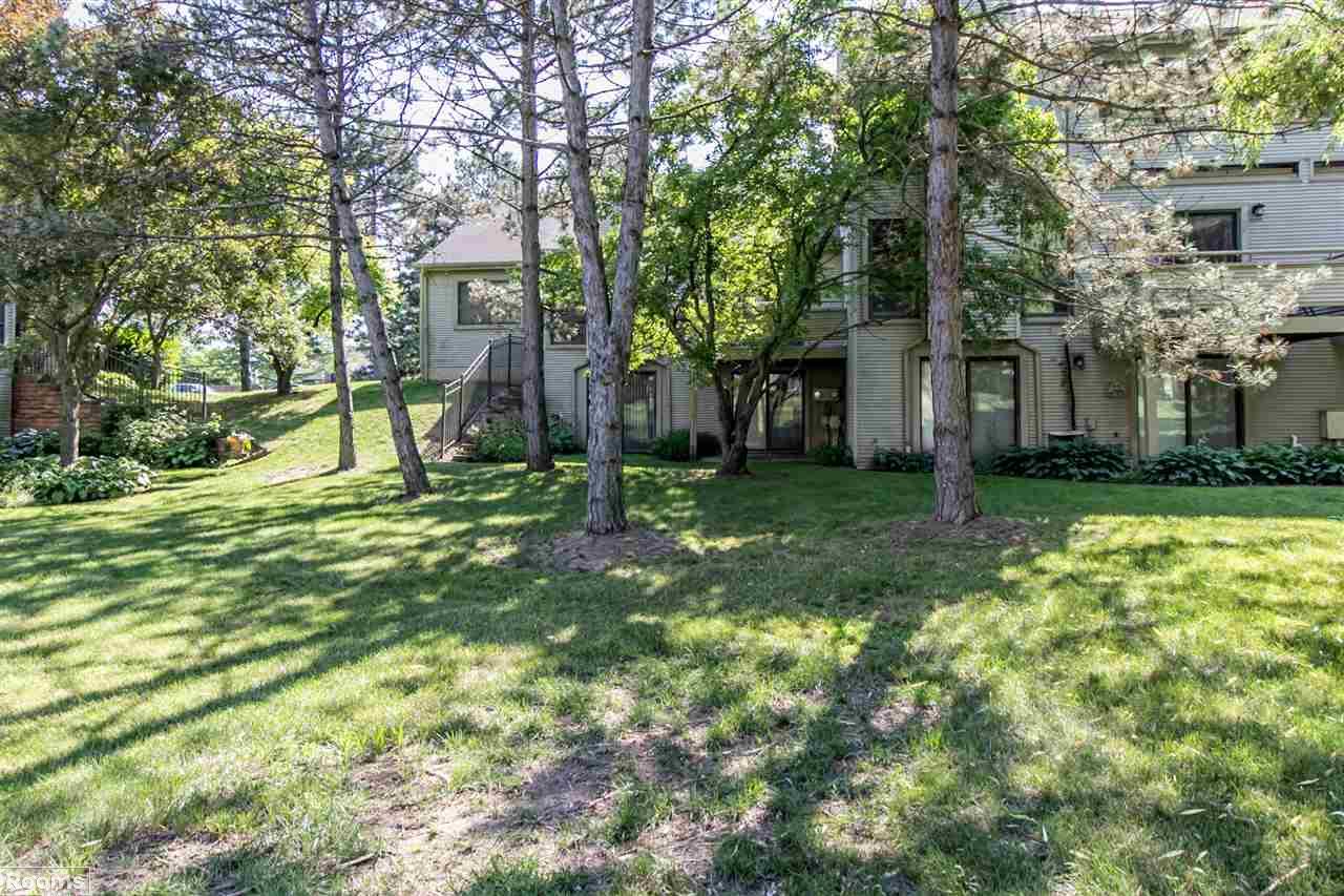 758 Ashley Circle West Rochester Hills, MI 48307 - Photo 21 of 23