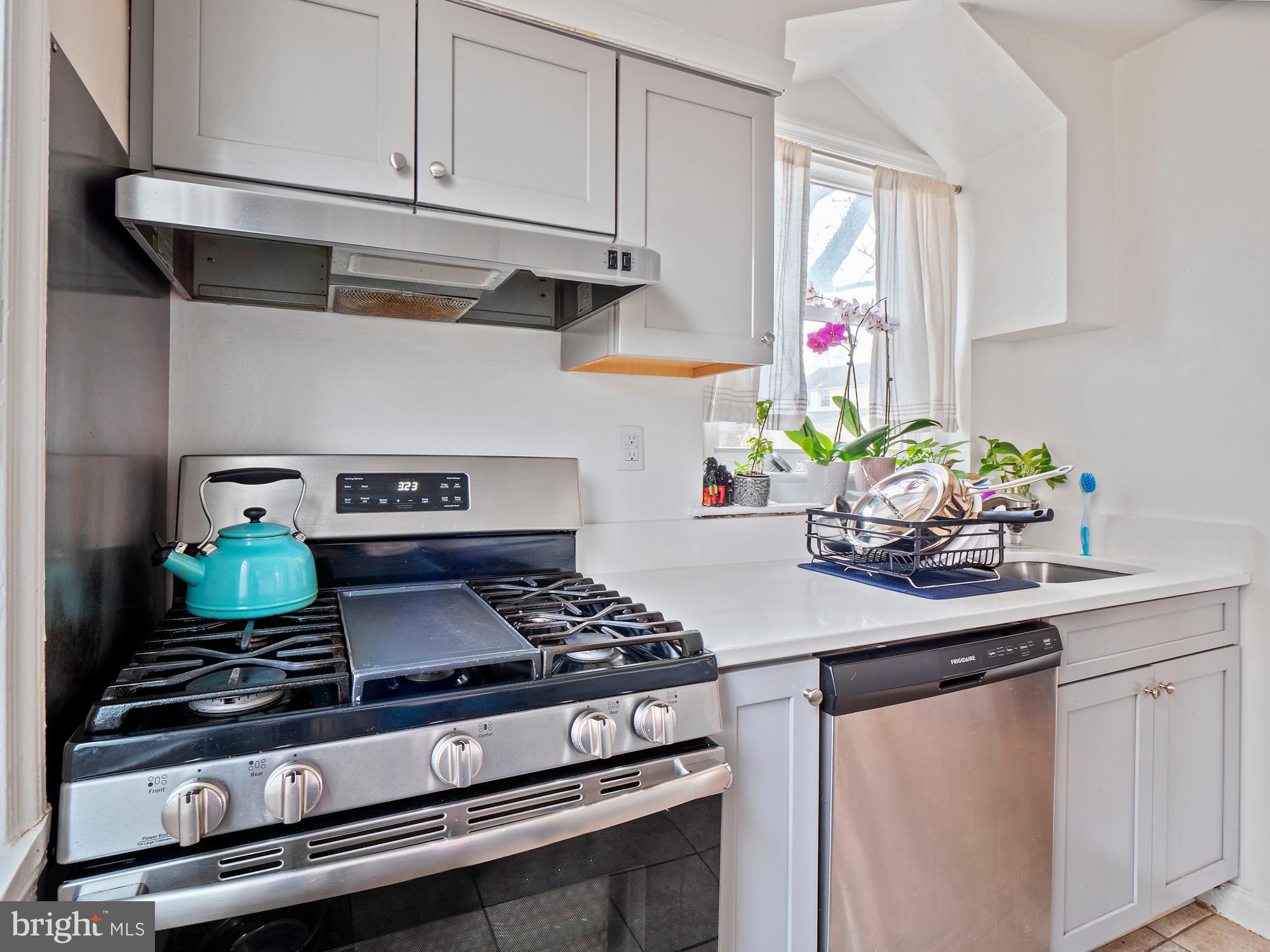 11803 Grandview Avenue Silver Spring, MD 20902 - Photo 12 of 21