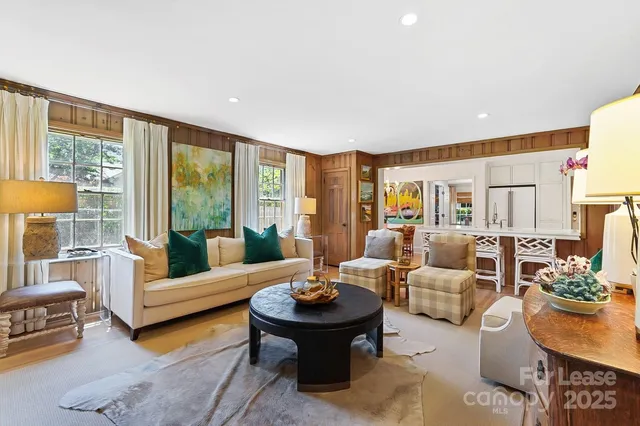 $5,500 | 614 Ellsworth Road, Charlotte, NC 28211