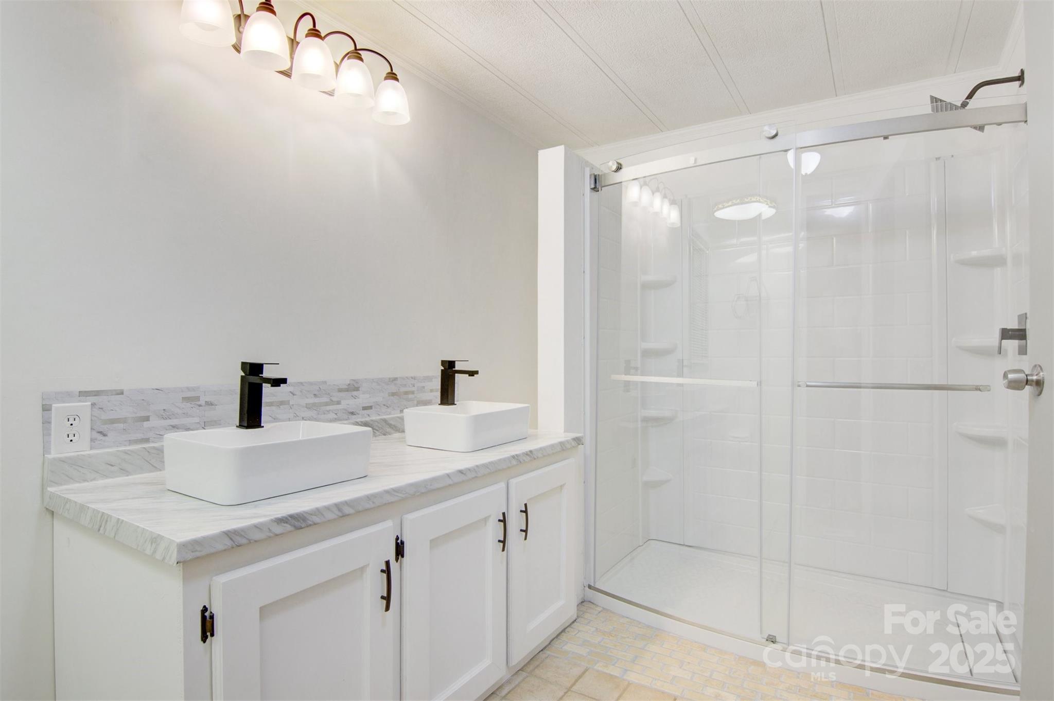 4648 Rifle Range Road Conover, NC 28613 - Photo 13 of 31 Gallery Image 13