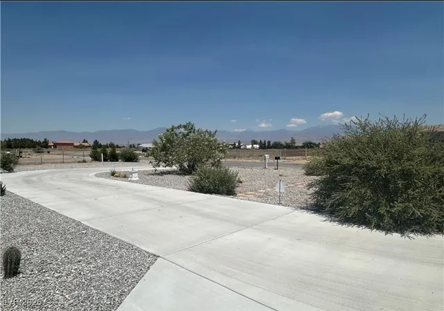 $2,300 | 3600 Tournament Avenue, Pahrump, NV 89048