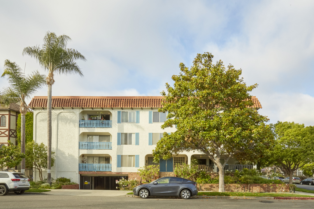 1255 10th St 1255 10th St, Santa Monica, CA 90401 - Photo 2 of 2