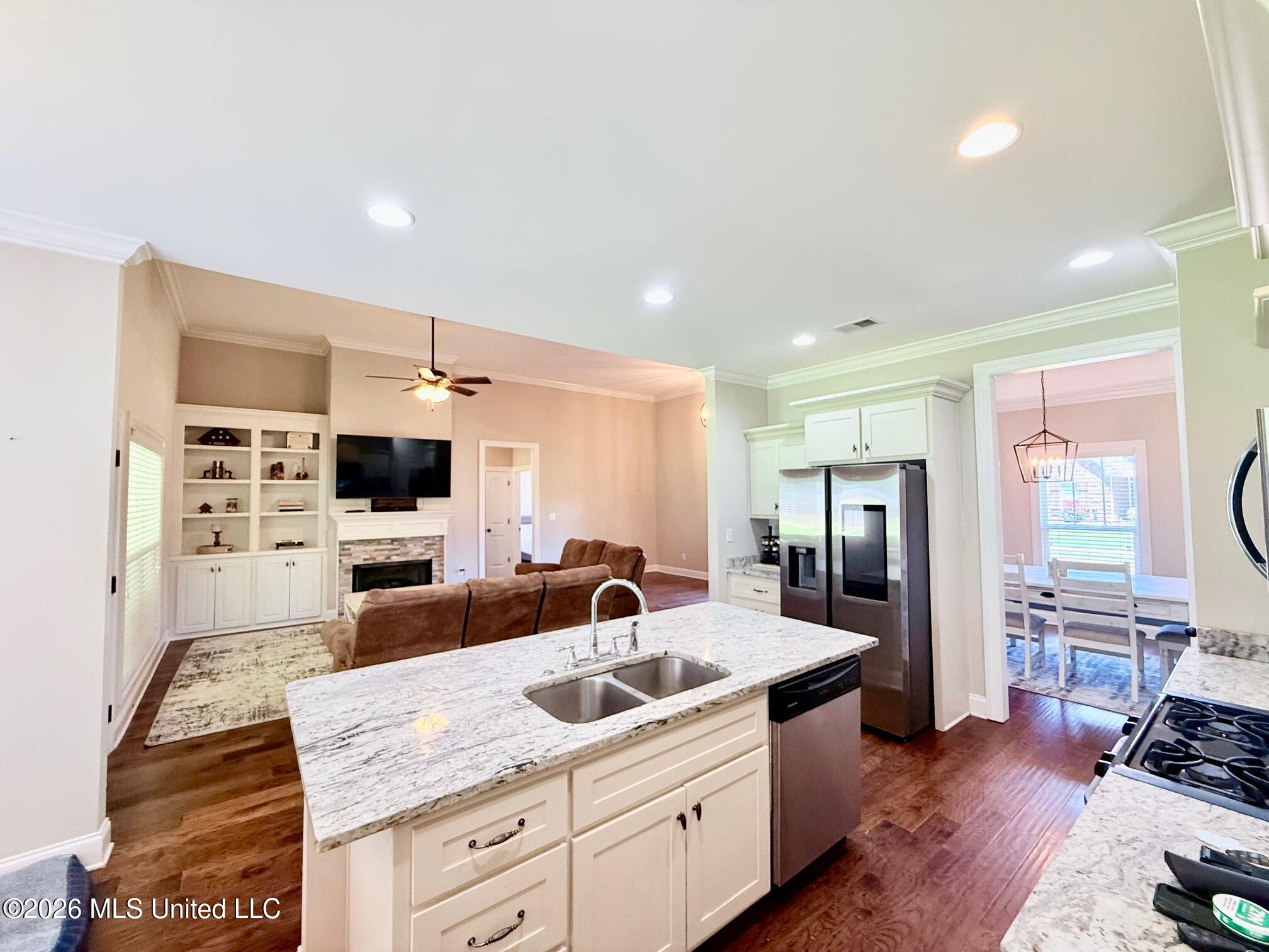 2353 Ouse Valley Lane Hernando, MS 38632 - Photo 12 of 33 Kitchen