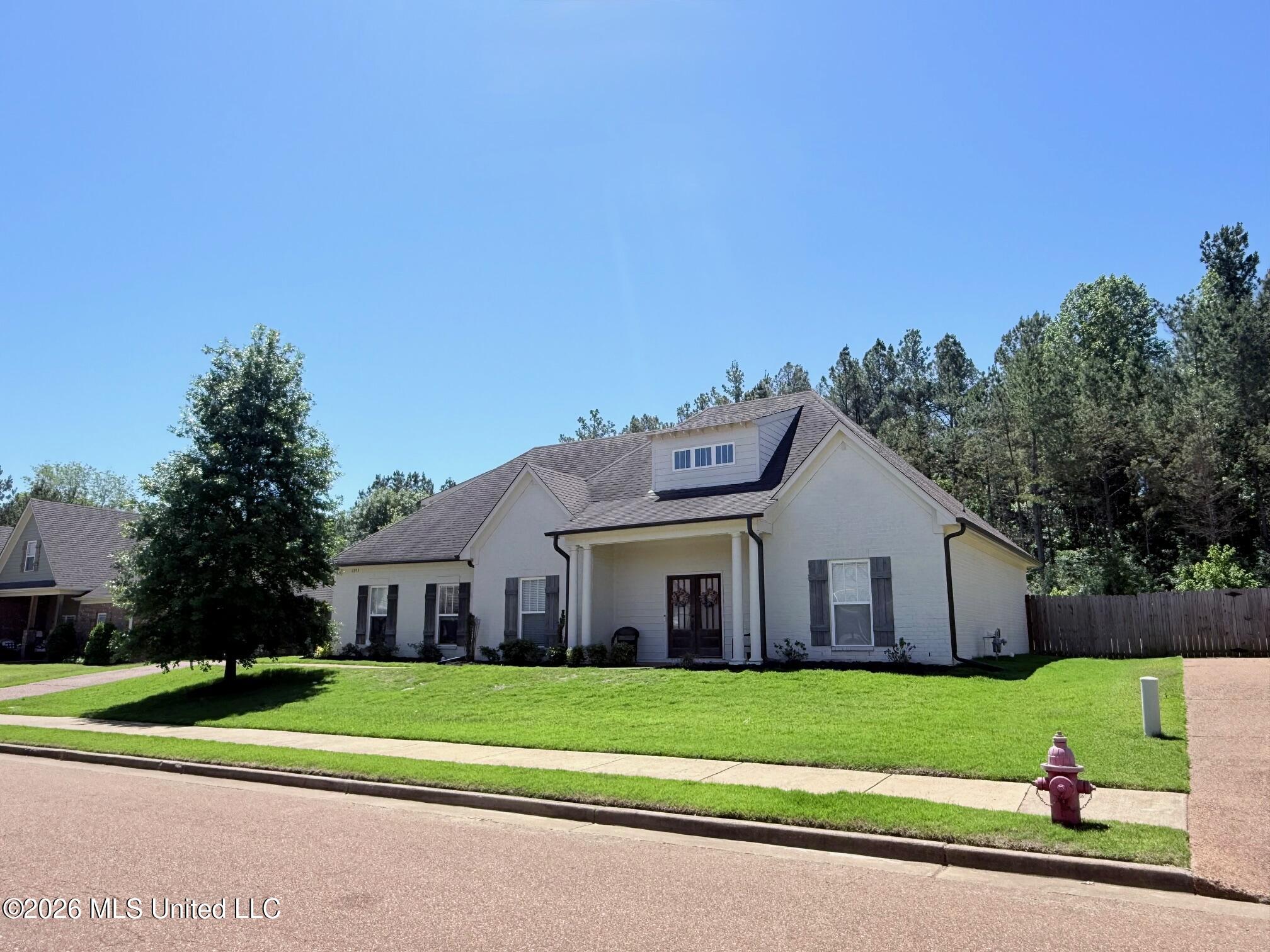 2353 Ouse Valley Lane Hernando, MS 38632 - Photo 5 of 33 Front