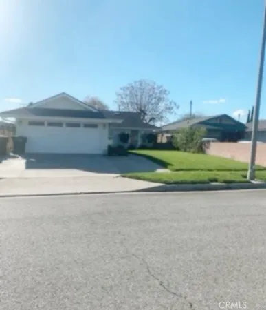 $780 | 12610 Maryvine Street, El Monte, CA 91732