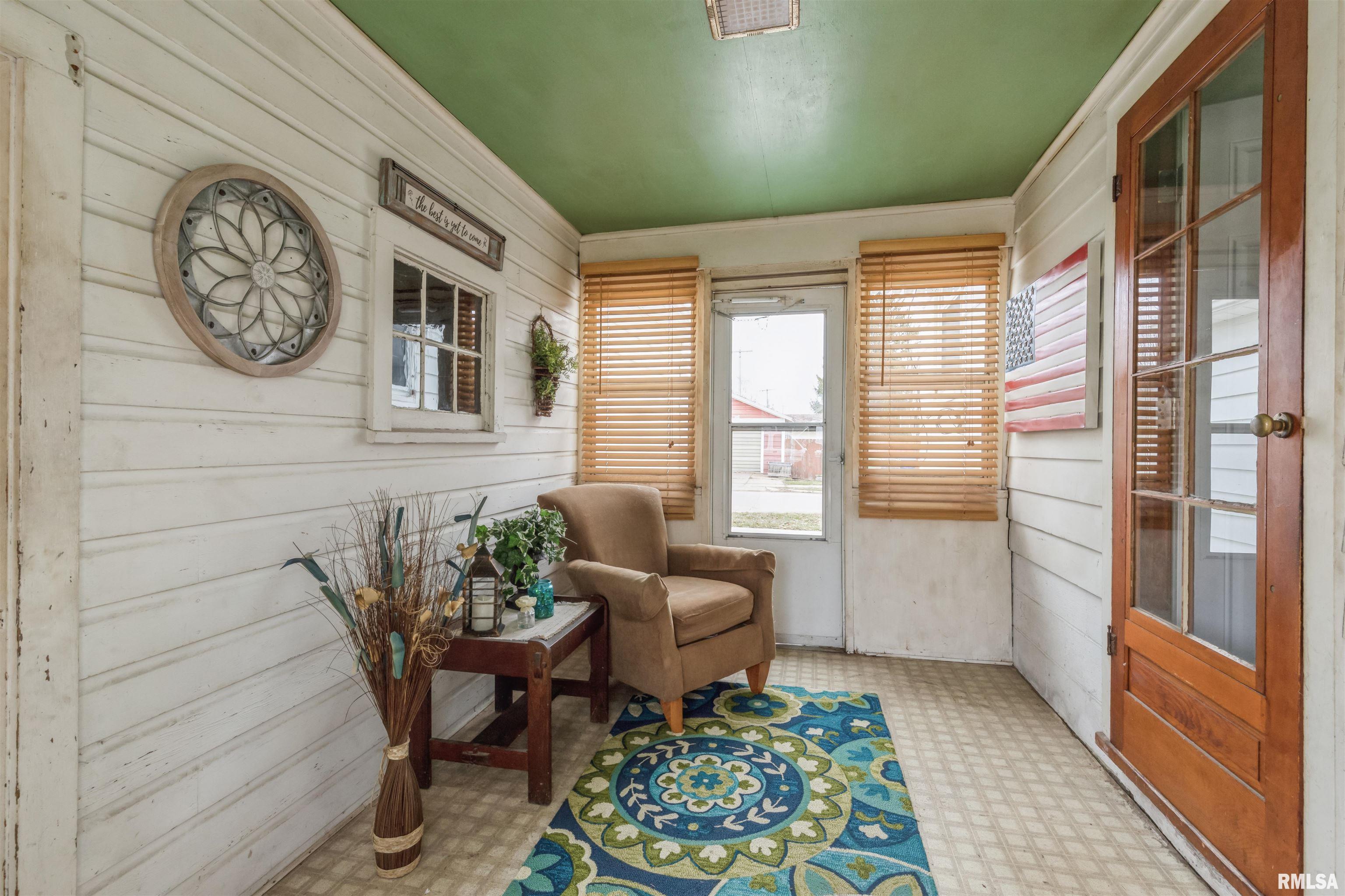 307 North 8th Street Clinton, IA 52732 - Photo 6 of 12 Gallery Image 6