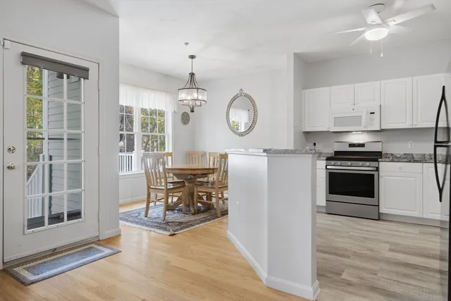 $690,000 | 36 Cambridge Road, Unit 40, Woburn, MA 01801