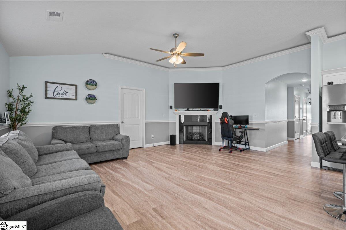 1366 Romany Court Boiling Springs, SC 29316 - Photo 5 of 21