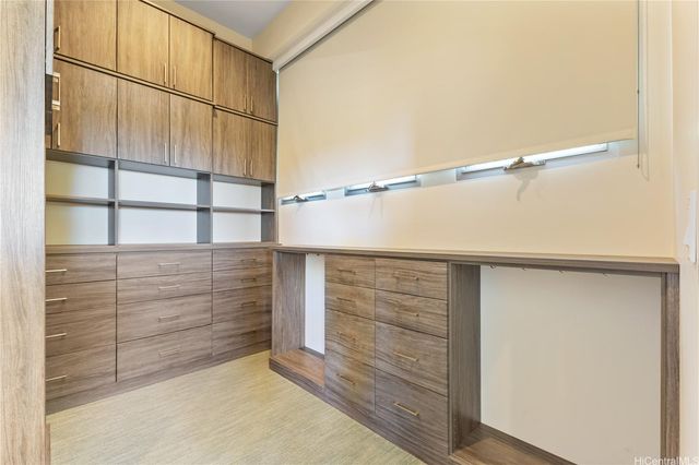 a view of walk in closet