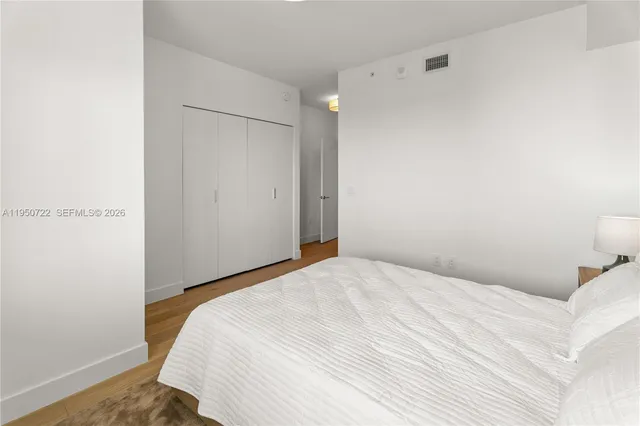 $10,000 | 700 Northeast 24th Street, Unit 2602, Miami, FL 33137