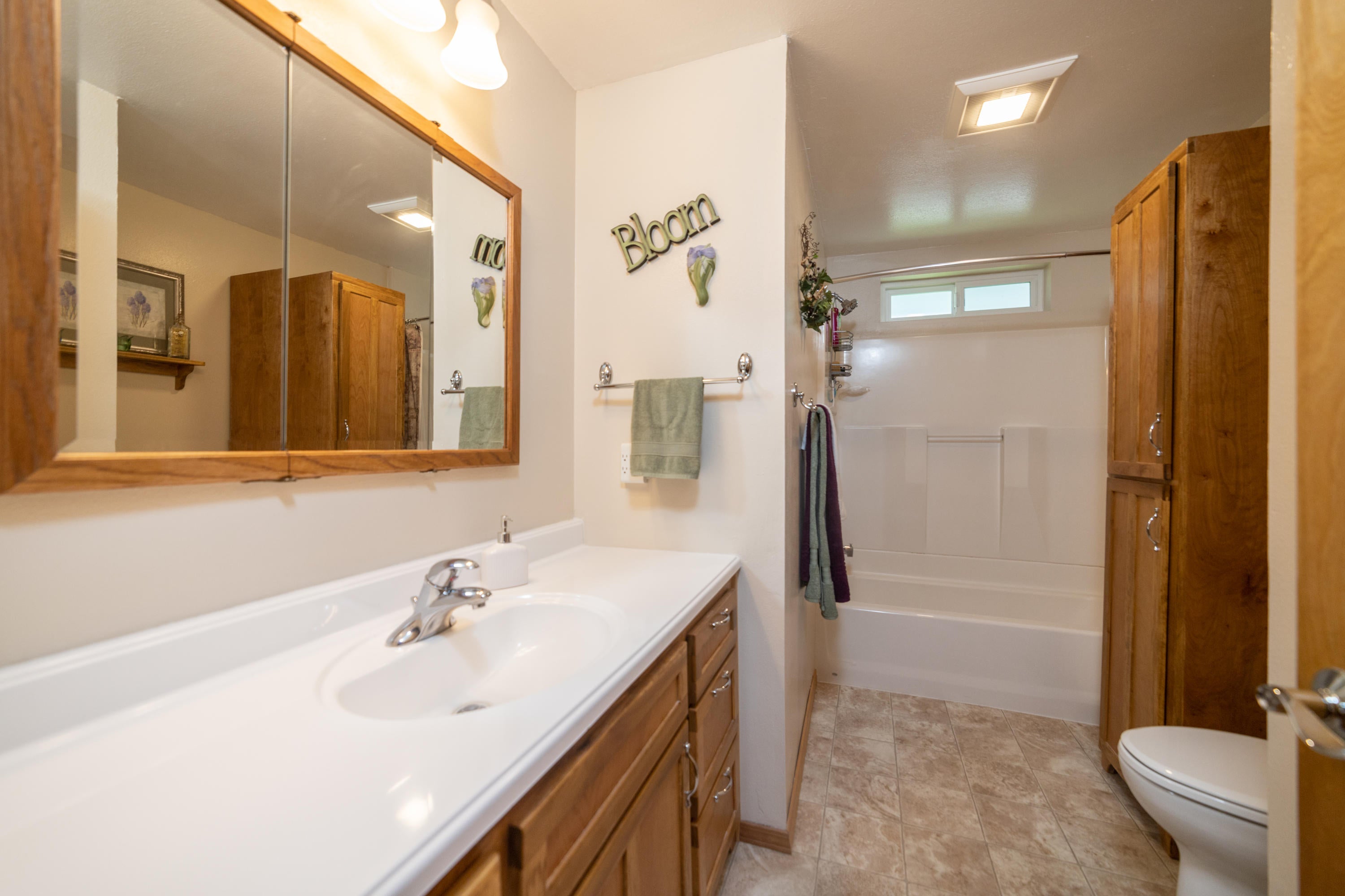 3377 Southwest 46th Street Redmond, OR 97756 - Photo 19 of 34 PhotoMyListing-12
