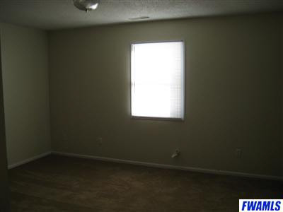 3330 East Tillman Road Fort Wayne, IN 46816 - Photo 11 of 17 Gallery Image 11