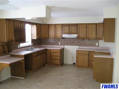 3330 East Tillman Road Fort Wayne, IN 46816 - Photo 5 of 17 Gallery Image 5