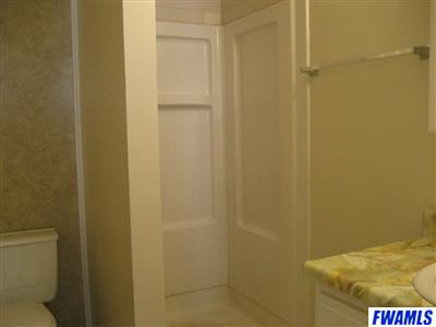 3330 East Tillman Road Fort Wayne, IN 46816 - Photo 9 of 17 Gallery Image 9