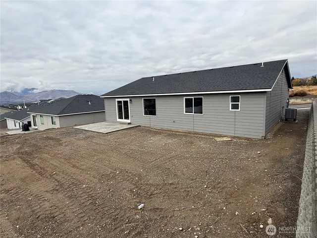 front view of house with a yard