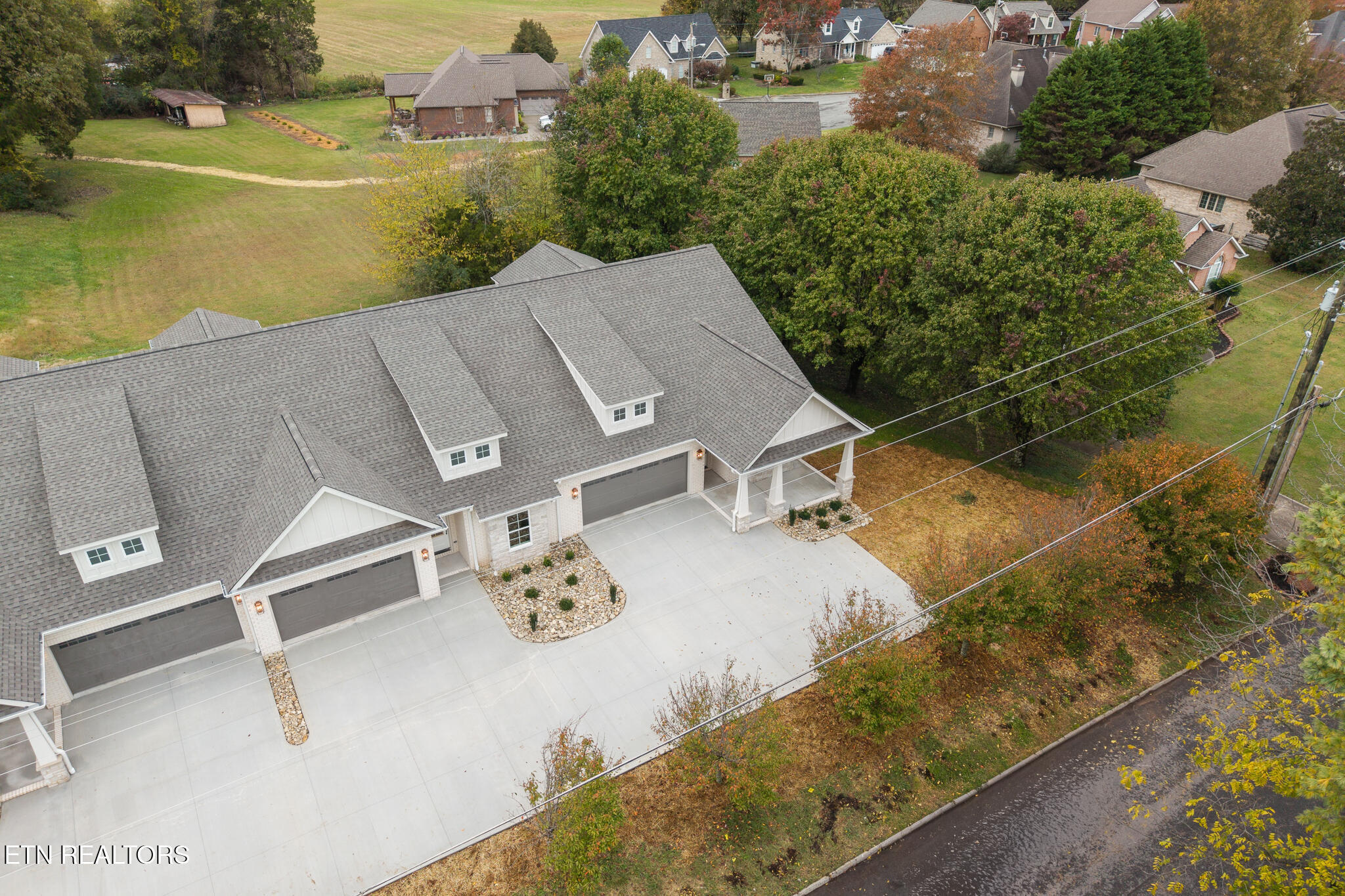 111 Alpine Drive Clinton, TN 37716 - Photo 36 of 41 111 Alpine Dr
