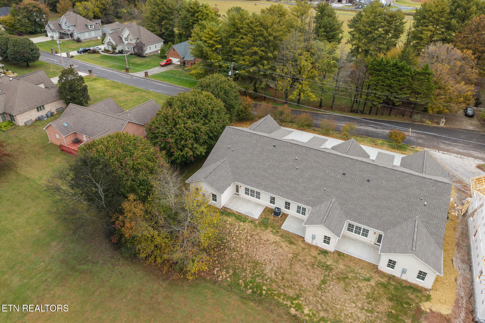 111 Alpine Drive Clinton, TN 37716 - Photo 37 of 41 111 Alpine Dr