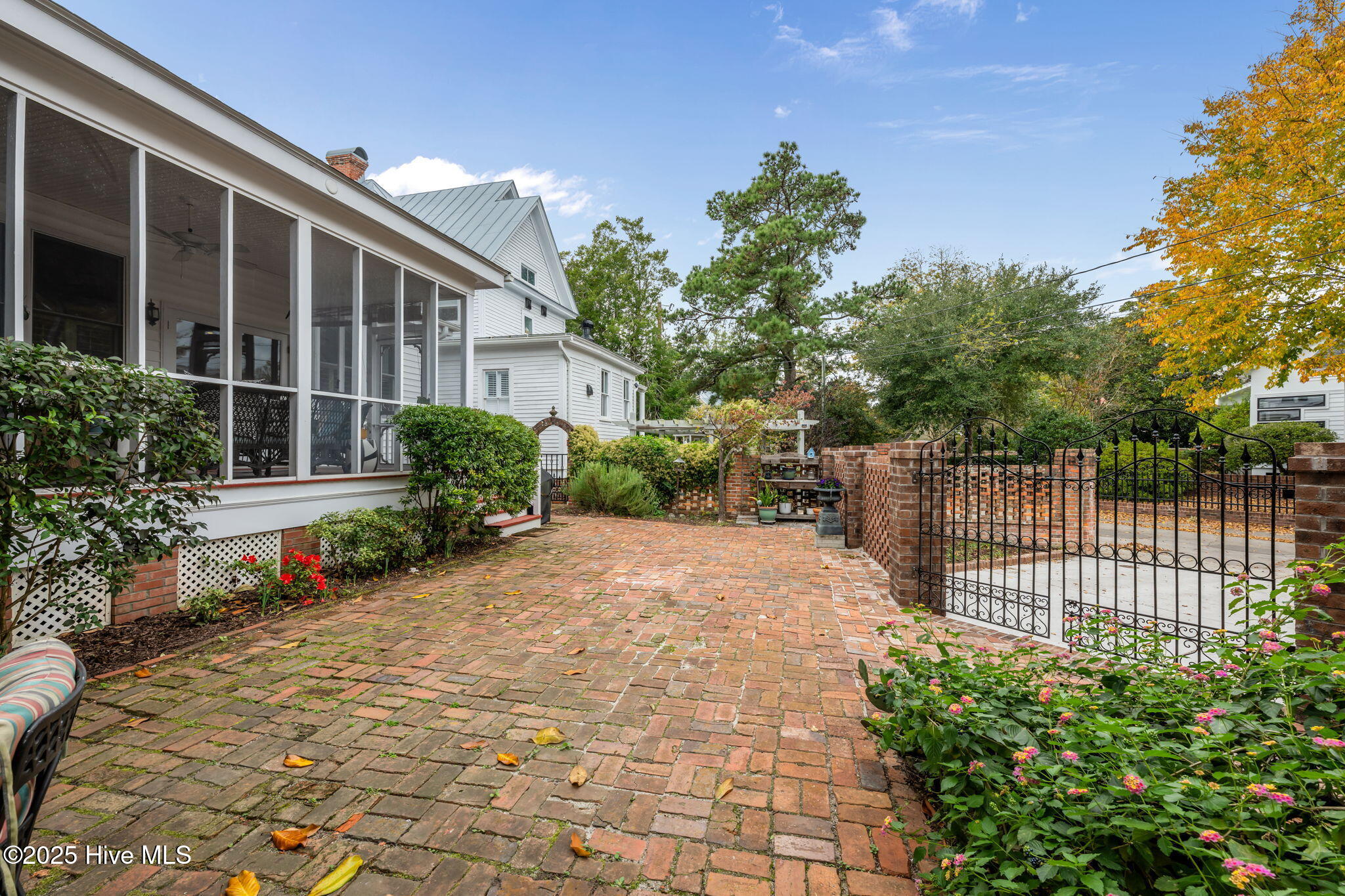210 New Street New Bern, NC 28560 - Photo 35 of 52 122-web-or-mls-DSC_7256
