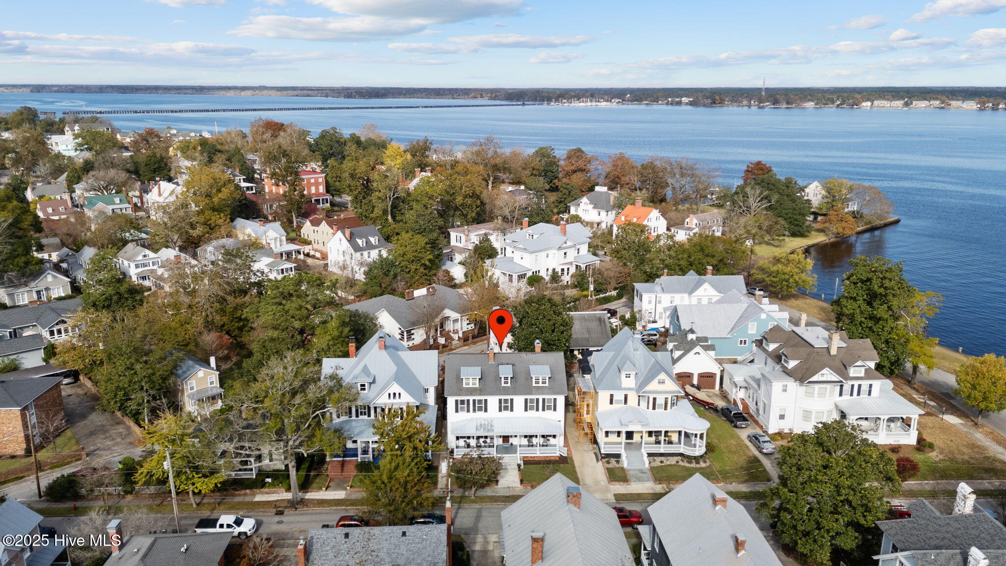 210 New Street New Bern, NC 28560 - Photo 49 of 52 location of home to riverwalk